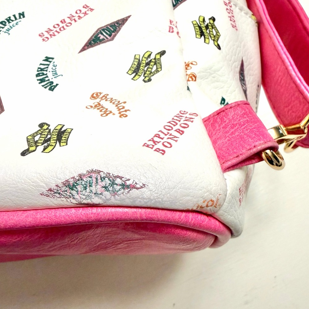 Harry Potter Wizarding Worlds Universal Studios Honeydukes Mini Backpack Pink - Picture 13 of 16